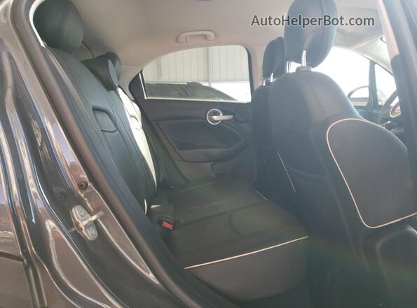 ZFBCFXDB1JP653108 2018 FIAT 500X Gray Սալոնի հետևի տեսք