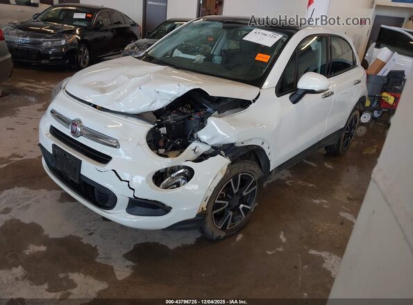 ZFBCFYAB6JP661733 2018 FIAT 500X White Առջևի ձախ երեք քառորդ տեսարան