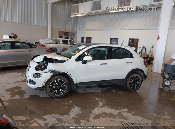 ZFBCFYAB6JP661733 2018 FIAT 500X White 
