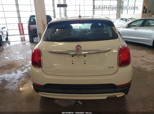 ZFBCFYAB6JP661733 2018 FIAT 500X White 