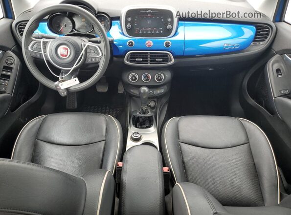 ZFBNFYB16KP775862 2019 FIAT 500X Blue Vista del salpicadero