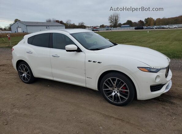 ZN661XUL2KX313676 2019 MASERATI LEVANTE Белый Передняя правая четверть