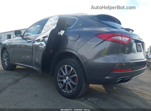 ZN661XUL4JX292067 2018 MASERATI LEVANTE Gray 