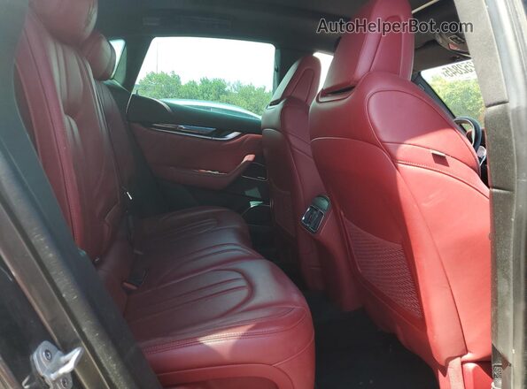 ZN661XUS7MX370739 2021 MASERATI LEVANTE Серый Вид задней части салона