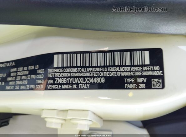 ZN661YUAXLX344809 2020 MASERATI LEVANTE Белый Вид подкапотного пространства