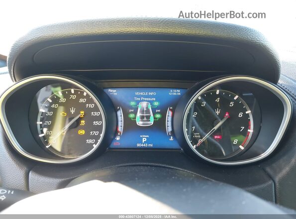 ZN661YUAXLX344809 2020 MASERATI LEVANTE Белый Вид задних сидений