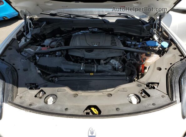 ZN682AVA7P7416390 2023 MASERATI GRECALE White Widok wnętrza z tyłu