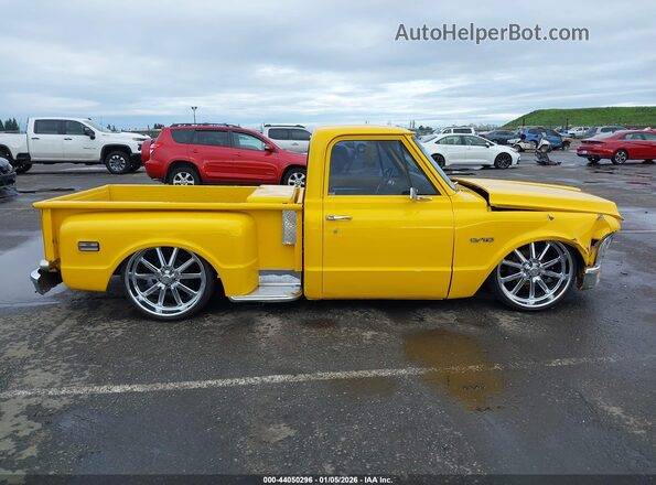 CE149Z897579      1970 CHEVROLET C10 Желтый Вид задней части салона