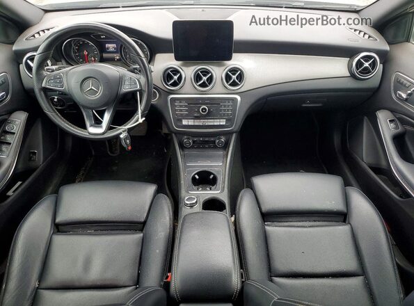 WDCTG4EB7JJ440247 2018 MERCEDES-BENZ GLA-CLASS White Սարքավորումների վահանակի տեսք