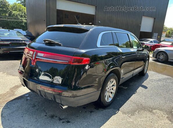 2LMHJ5NK3HBL01668 2017 LINCOLN MKT Black Widok z przodu
