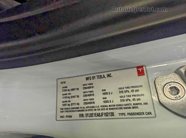 5YJ3E1EA8JF162130 2018 TESLA MODEL Белый 