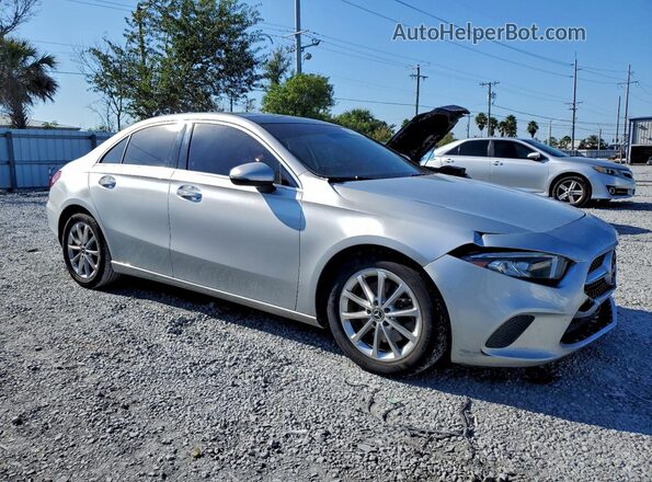 W1K3G4EB8MJ287443 2021 MERCEDES-BENZ A Silver Вид спереду