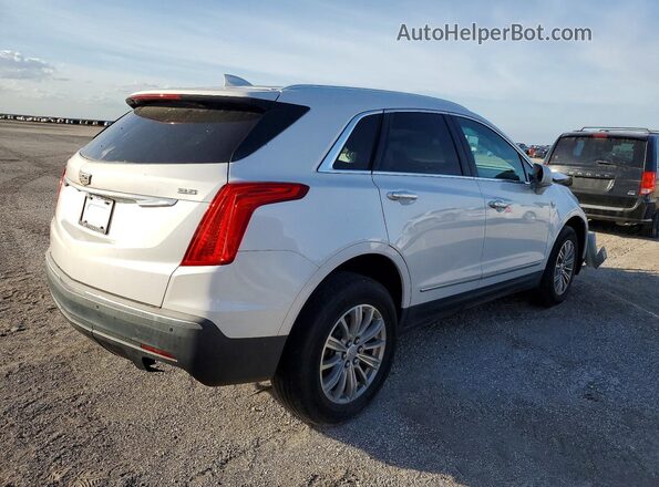 1GYKNCRS8JZ182473 2018 CADILLAC XT5 White 
