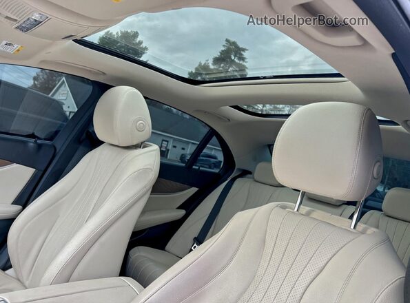 W1KZF8EB2MA948663 2021 MERCEDES-BENZ E-CLASS Blue Rear seats view