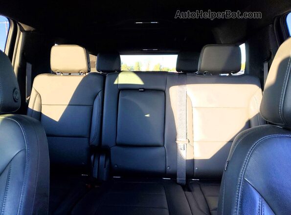 1GNSCCKD1MR143579 2021 CHEVROLET SUBURBAN Black Widok wnętrza z tyłu