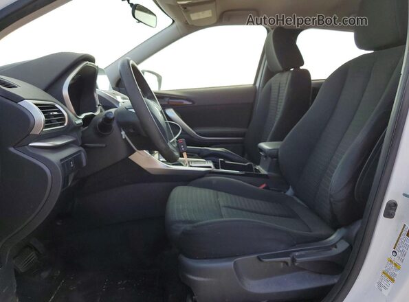 JA4AT4AA1JZ046082 2018 MITSUBISHI ECLIPSE Белый 