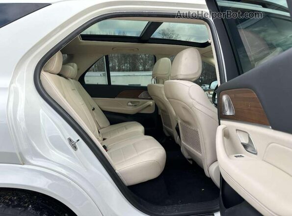 4JGFB4KB8NA788078 2022 MERCEDES-BENZ GLE-CLASS White ხელსაწყოთა პანელის ხედი