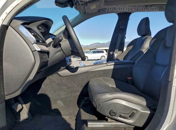 YV4H60CE9R1148211 2024 VOLVO XC90 Silver Vista del salpicadero