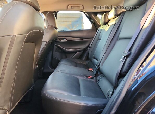 3MVDMBBM2RM698766 2024 MAZDA CX-30 Black Սալոնի հետևի տեսք