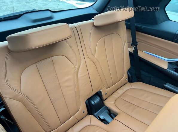 5UXCW2C06N9J79973 2022 BMW X7 Синий 