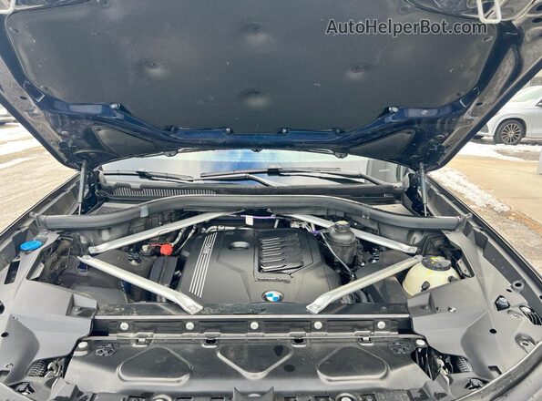 5UXCW2C06N9J79973 2022 BMW X7 Синий 