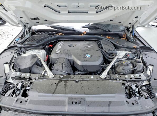 WBA53FJ03TCV98440 2026 BMW 5 SERIES White ძრავის განყოფილების ხედი