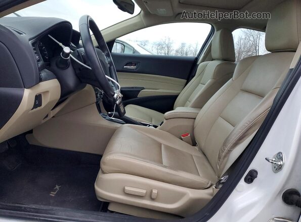 19UDE2F74JA002155 2018 ACURA ILX White 