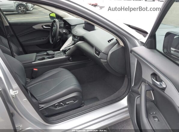 19UUB5F46PA003428 2023 ACURA TLX Серебряный Вид салона спереди