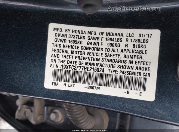 19XFC2F77HE215024 2017 HONDA CIVIC Blue Widok komory silnika