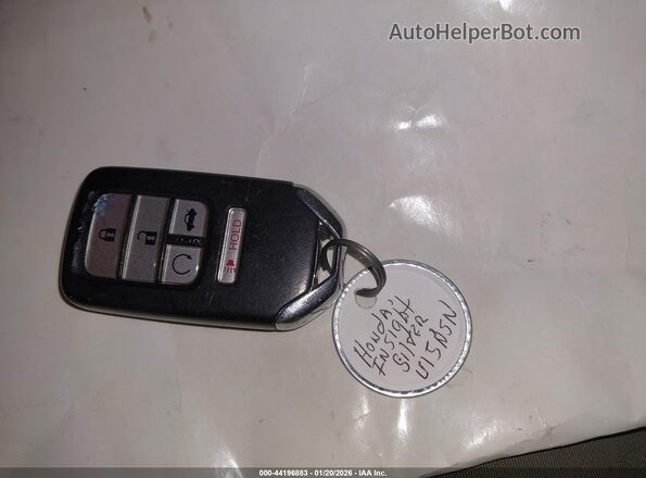 19XZE4F93KE003040 2019 HONDA INSIGHT Gray Widok deski rozdzielczej