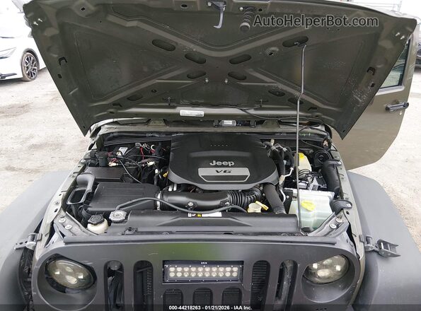 1C4BJWDG1GL105168 2016 JEEP WRANGLER UNLIMITED Green Вид ззаду