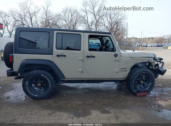 1C4BJWDG3JL810318 2018 JEEP WRANGLER Коричневый Вид задней части салона