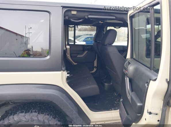 1C4BJWDG3JL810318 2018 JEEP WRANGLER Коричневый Вид наклейки с VIN-кодом