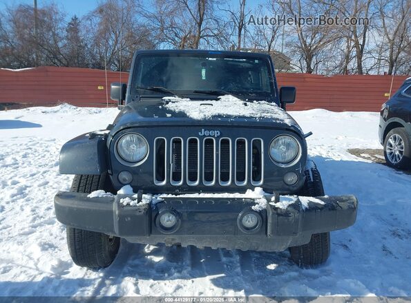 1C4BJWEG8HL621978 2017 JEEP WRANGLER UNLIMITED Серый Вид щитка приборов