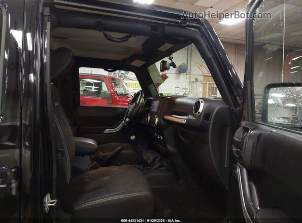 1C4BJWEGXGL128429 2016 JEEP WRANGLER UNLIMITED Черный Вид салона спереди