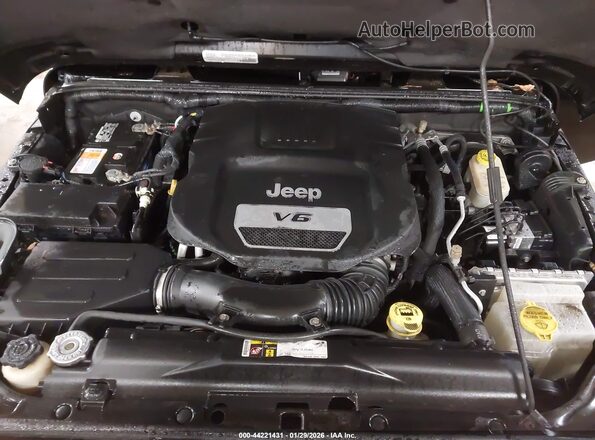 1C4BJWEGXGL128429 2016 JEEP WRANGLER UNLIMITED Черный Вид сзади
