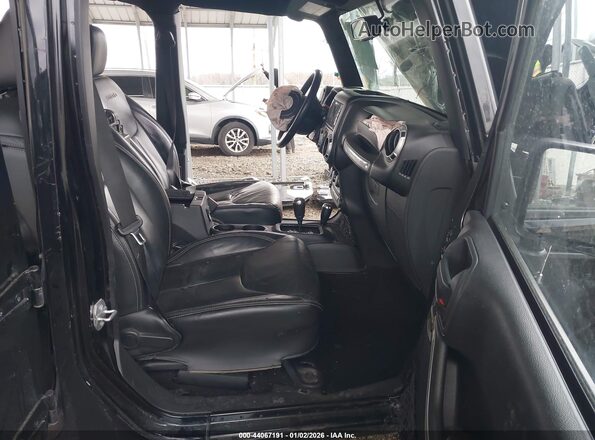 1C4HJWEG0GL125906 2016 JEEP WRANGLER UNLIMITED Black Vista interior delantera