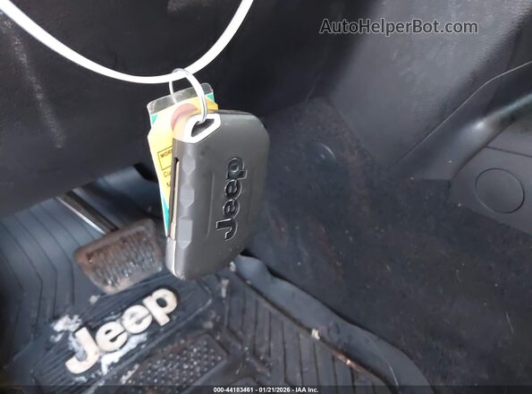 1C4HJXDN0LW226460 2020 JEEP WRANGLER UNLIMITED White Widok deski rozdzielczej