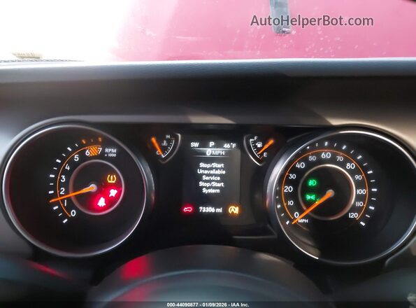 1C4HJXDN1LW213832 2020 JEEP WRANGLER UNLIMITED Red Widok tylnych siedzeń