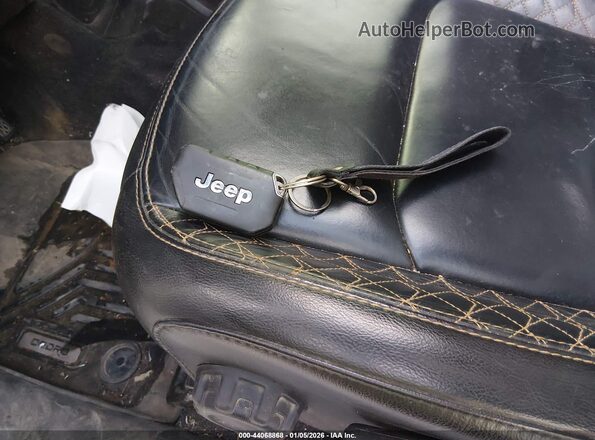 1C4HJXEM5LW339911 2020 JEEP WRANGLER UNLIMITED White Widok deski rozdzielczej