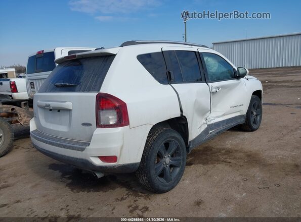 1C4NJDEB9HD193449 2017 JEEP COMPASS White Trasero derecho