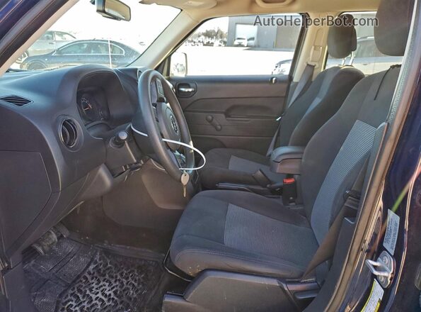 1C4NJPBB9HD103609 2017 JEEP PATRIOT Синий Вид салона спереди