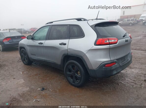 1C4PJLAB6HW652773 2017 JEEP CHEROKEE Gray Rear left