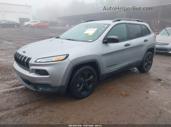 1C4PJLAB6HW652773 2017 JEEP CHEROKEE Gray Front left
