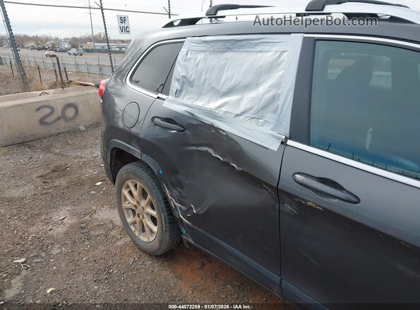 1C4PJLCB1HW668120 2017 JEEP CHEROKEE Gray Widok z przodu