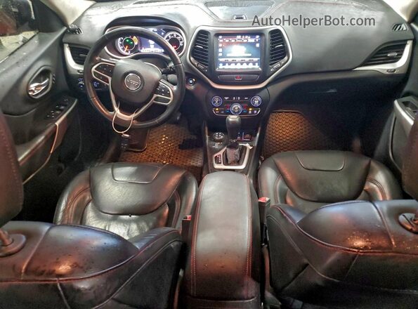 1C4PJMBS9HD220792 2017 JEEP CHEROKEE Красный Вид панели приборов