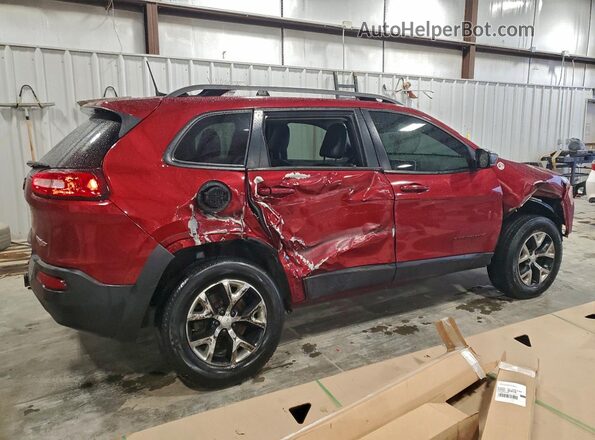 1C4PJMBS9HD220792 2017 JEEP CHEROKEE Красный Задняя правая четверть