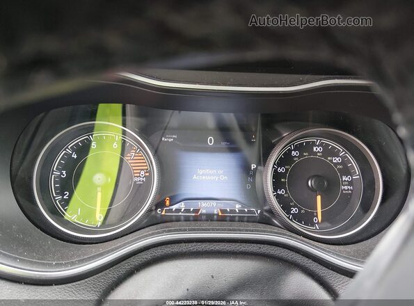 1C4PJMBX8KD188601 2019 JEEP CHEROKEE Gray Widok tylnych siedzeń
