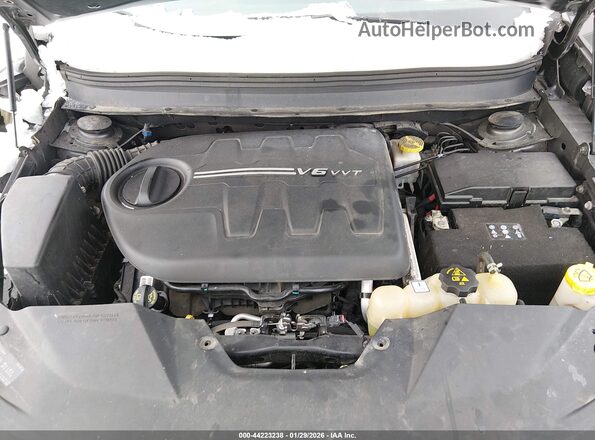 1C4PJMBX8KD188601 2019 JEEP CHEROKEE Gray Widok z tyłu