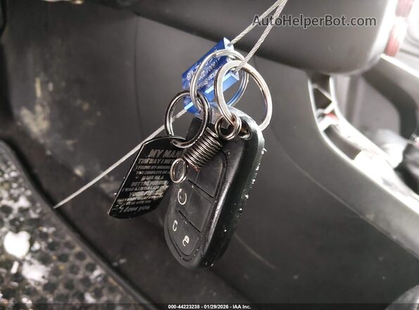 1C4PJMBX8KD188601 2019 JEEP CHEROKEE Gray Widok deski rozdzielczej